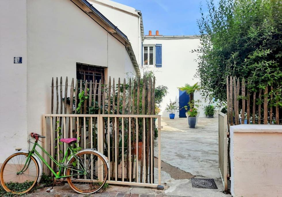 Le Studio D'En O, Au Coeur De La Haute Ville De Pornic. Eksteriør bilde